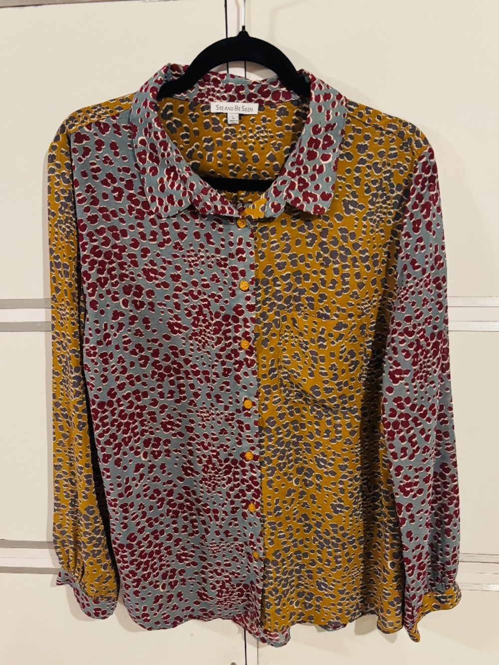 See And Be Seen Women’s Animal Print Blouse Multi Button Down Sz Large